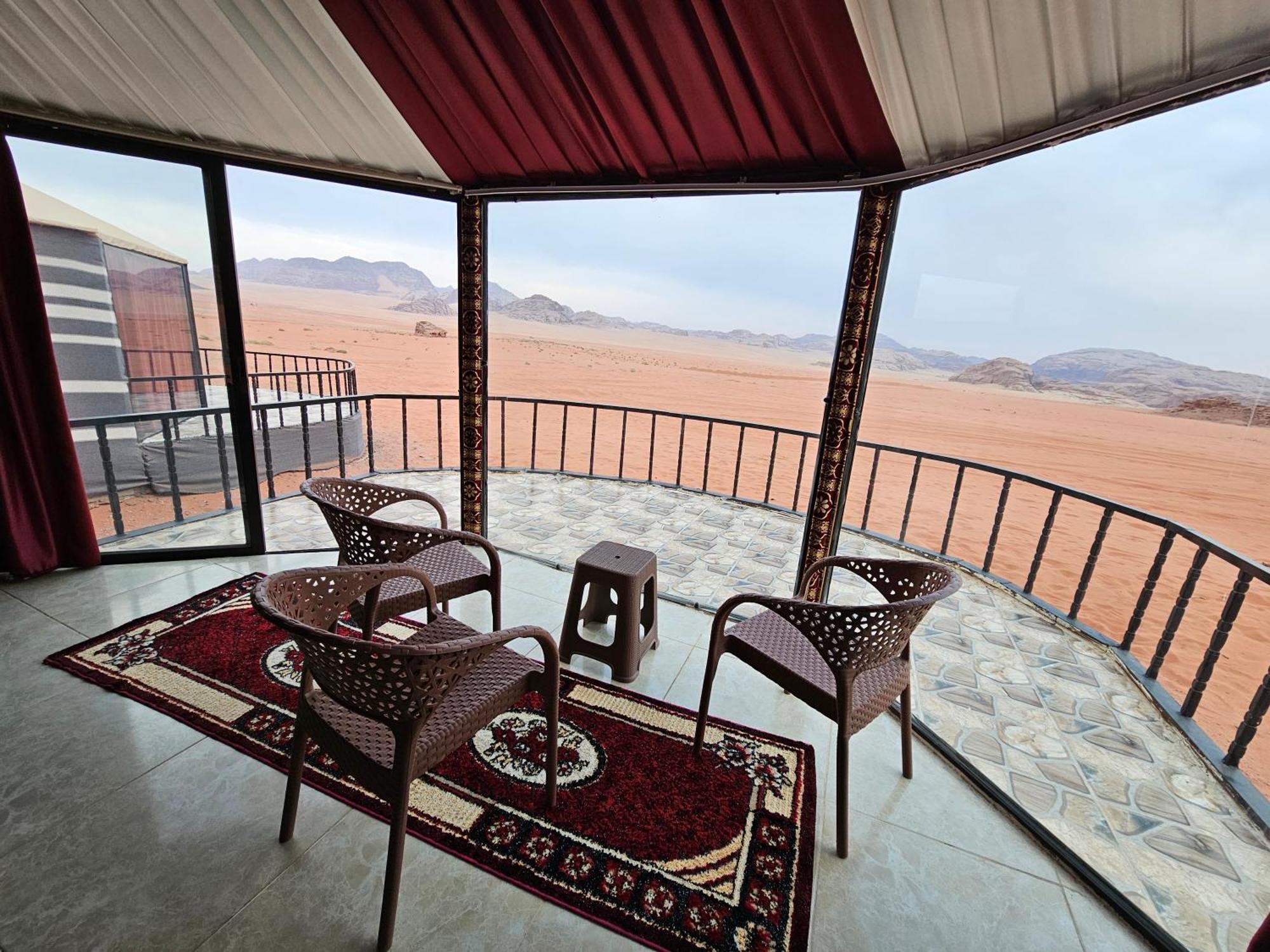 Wadi Rum Candles Camp Екстер'єр фото