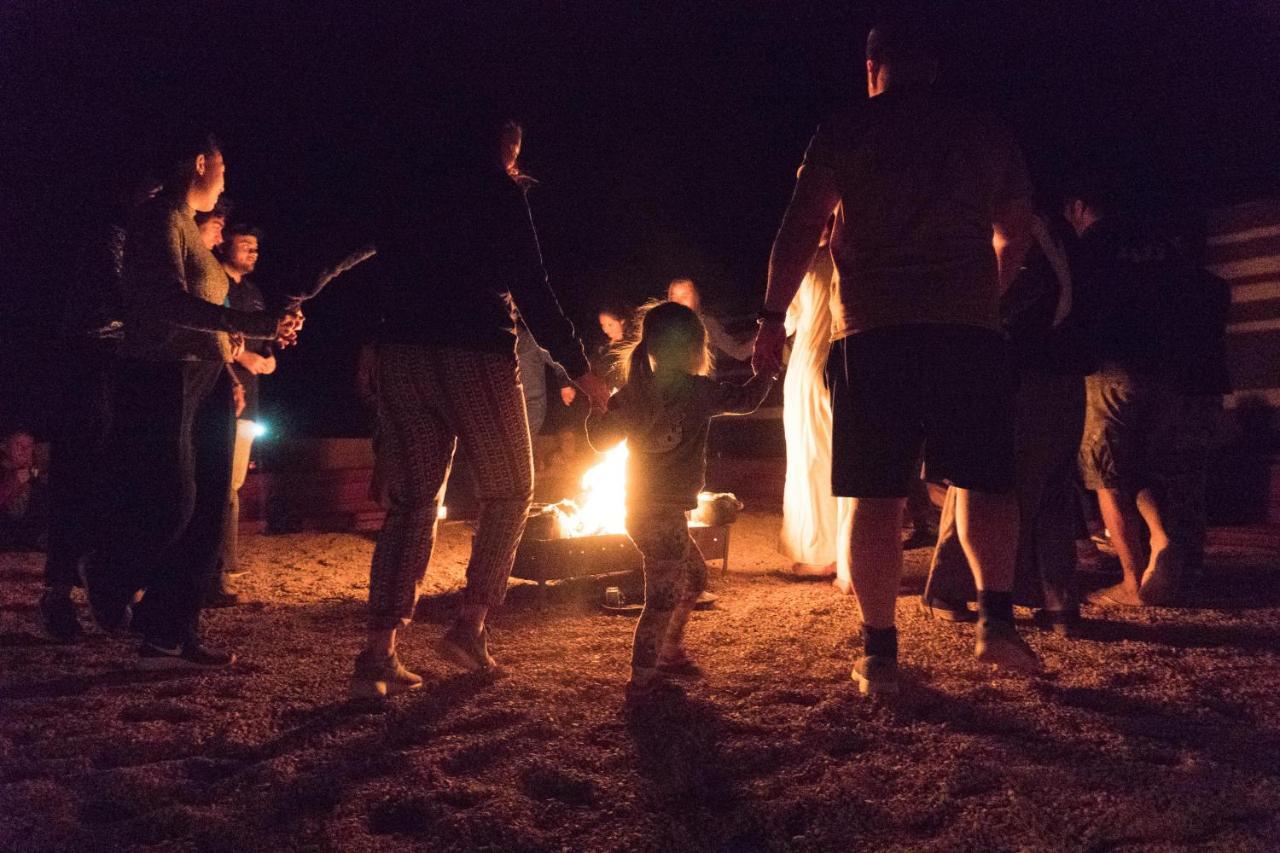Wadi Rum Candles Camp Екстер'єр фото