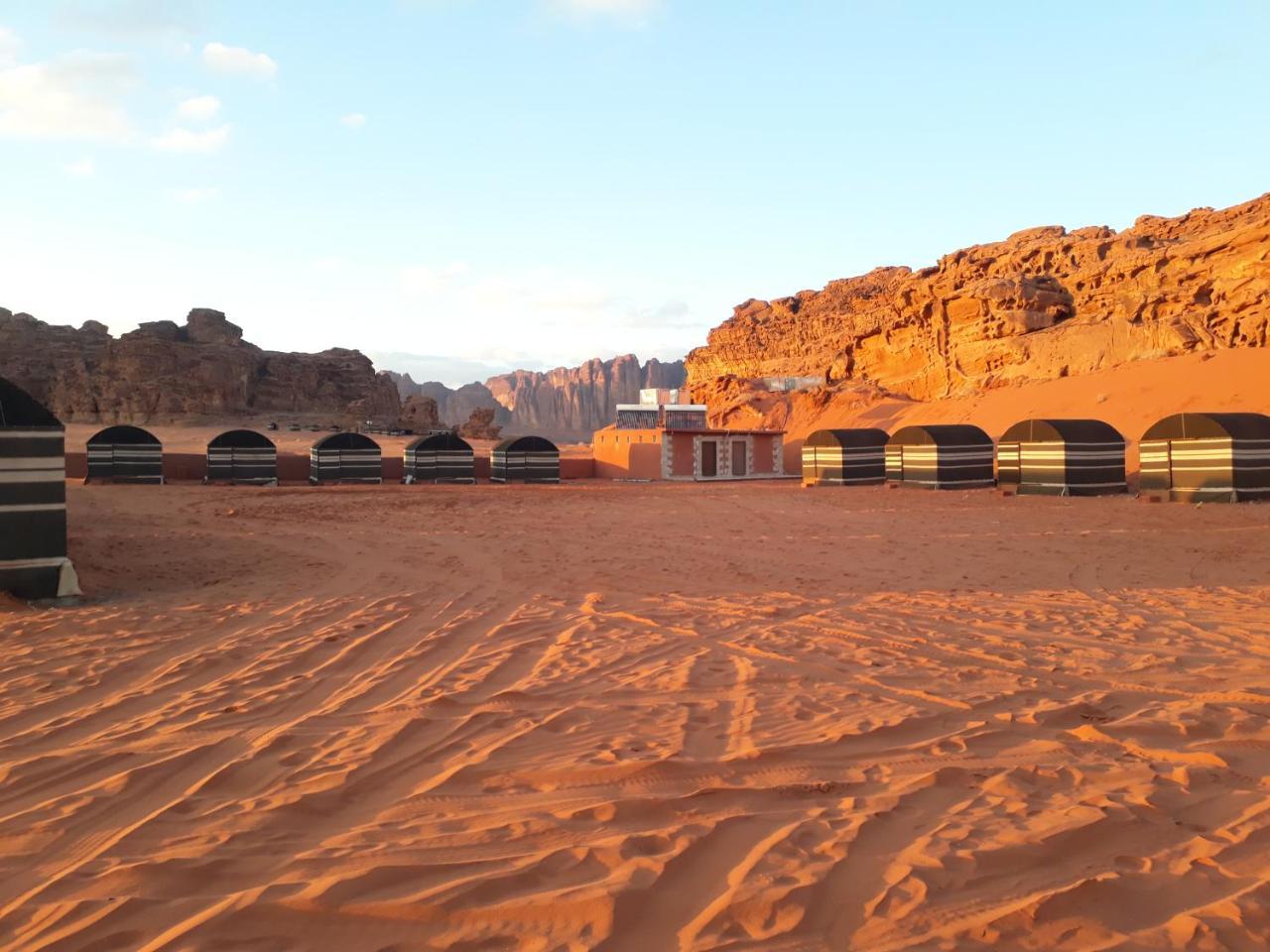 Wadi Rum Candles Camp Екстер'єр фото