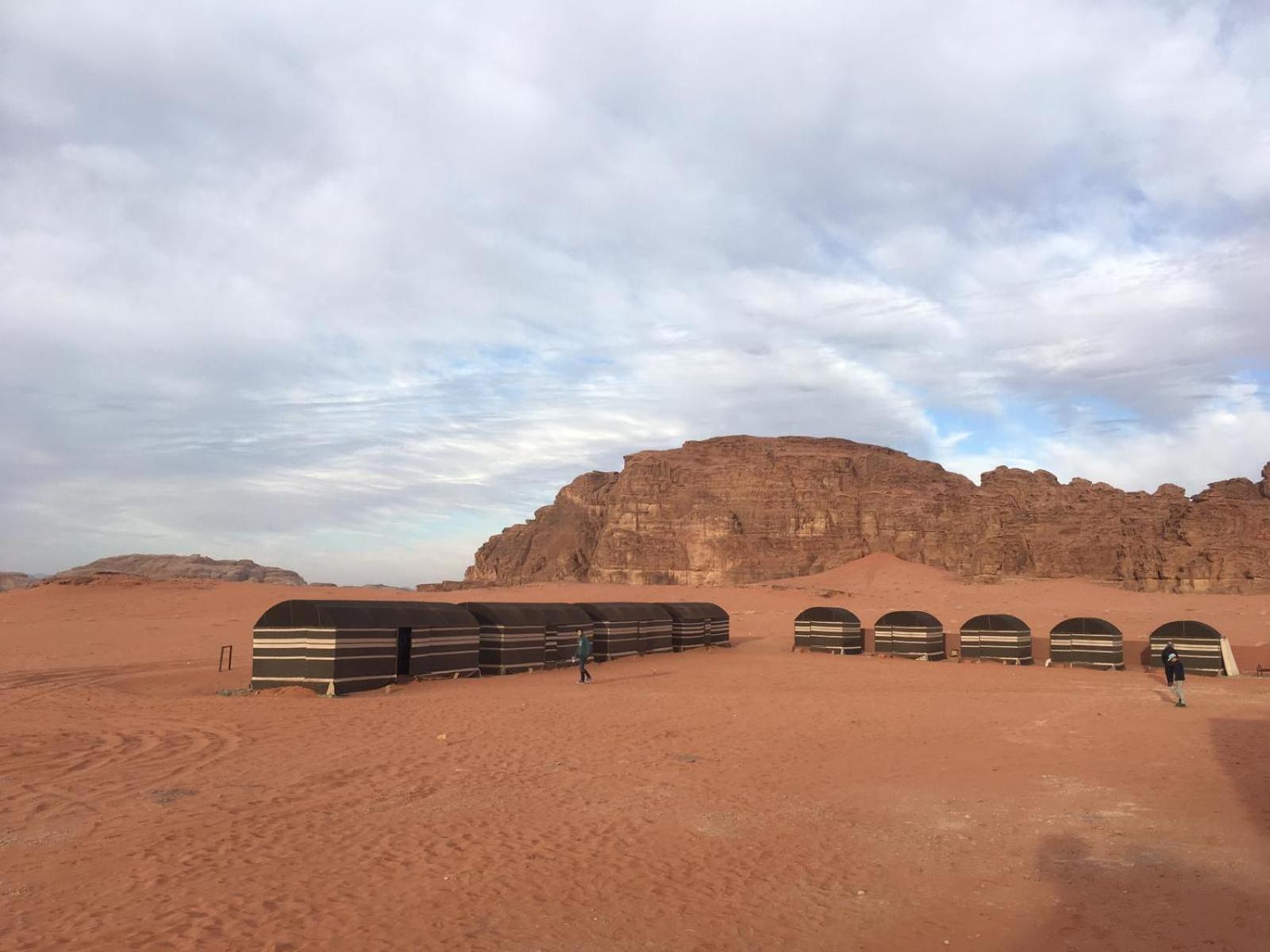Wadi Rum Candles Camp Екстер'єр фото